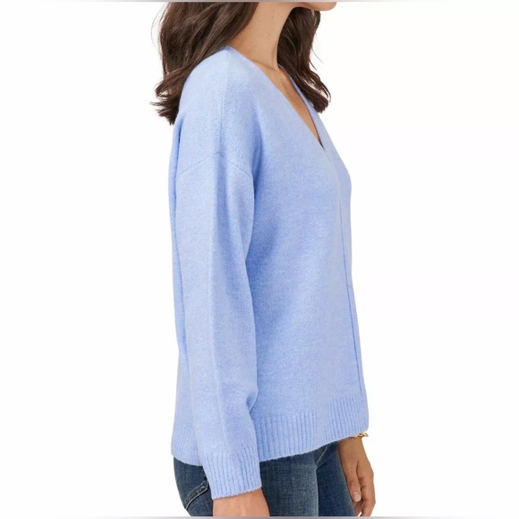 Vince Camuto Sweaters - NWT VINCE CAMUTO Cozy Seam V-Neck Sweater | Size: L